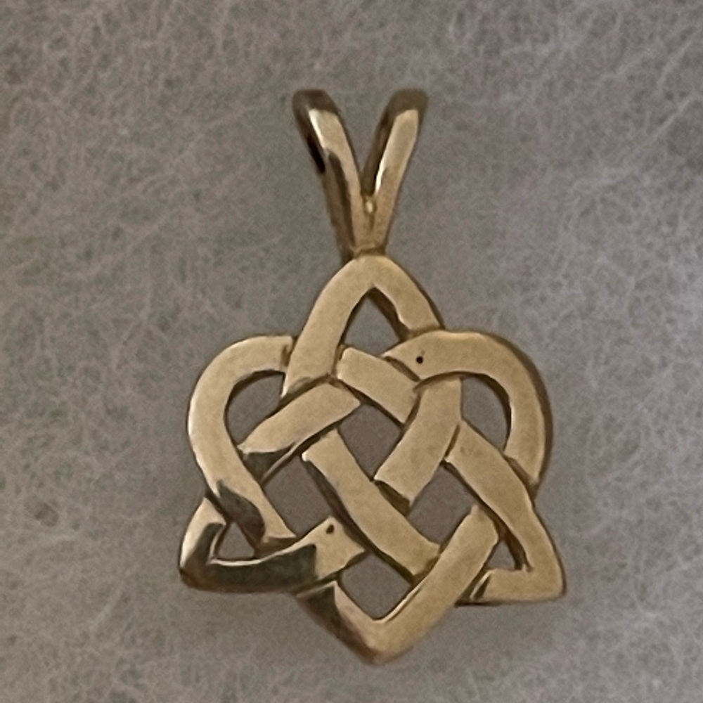 💛HP💛Vintage 14k Gold Celtic pendant - Picture 11 of 11